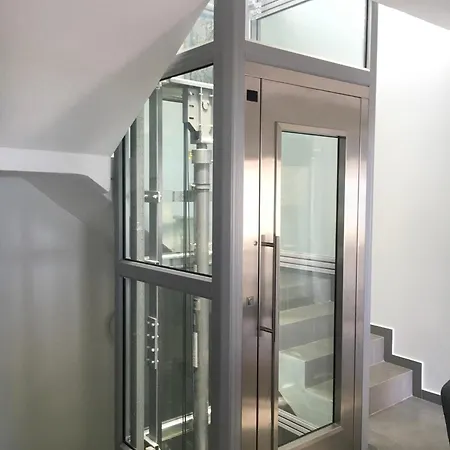Monika Villa