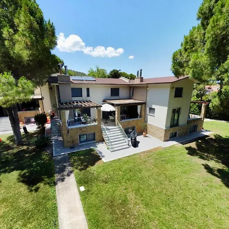 Villa Monika *